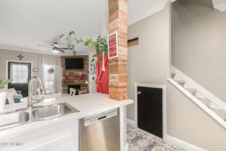 Photo #1: 6390939 Listing