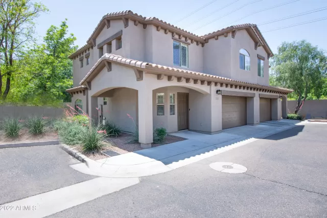 MLS: 6391053 Condo For Sale