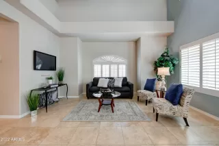 Photo #2: 6391053 Listing 