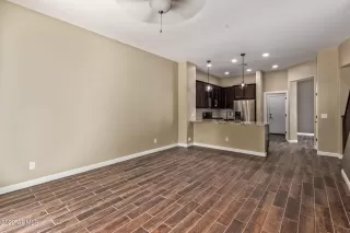 Photo #6: 6391146 Listing 