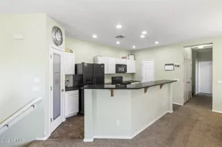 Photo #3: 6391154 Listing