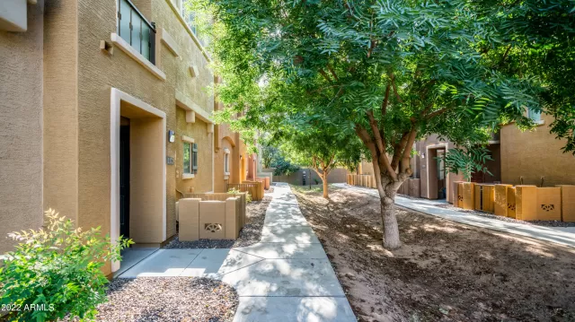 MLS: 6391188 Condo For Sale