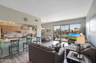 Photo #1: 6391245 Listing