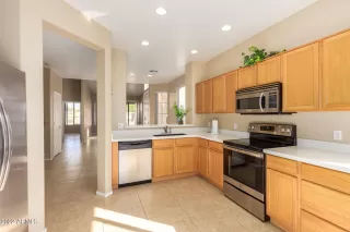 Photo #2: 6391424 Listing