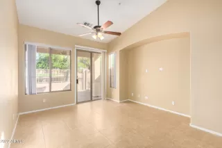 Photo #6: 6391424 Listing