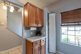 Photo #5: 6392071 Listing