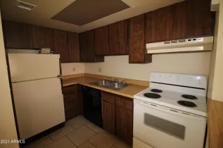 Photo #4: 6392236 Listing