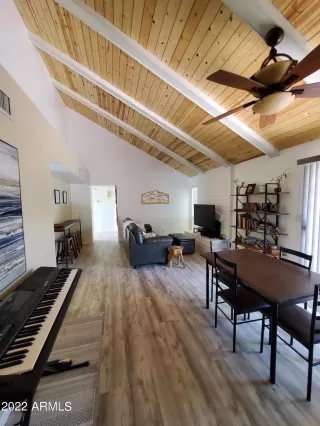 Photo #2: 6392416 Listing