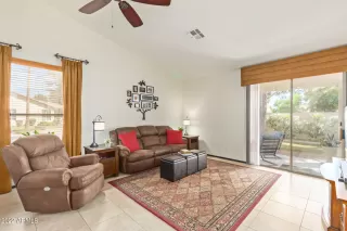 Photo #5: 6393326 Listing 