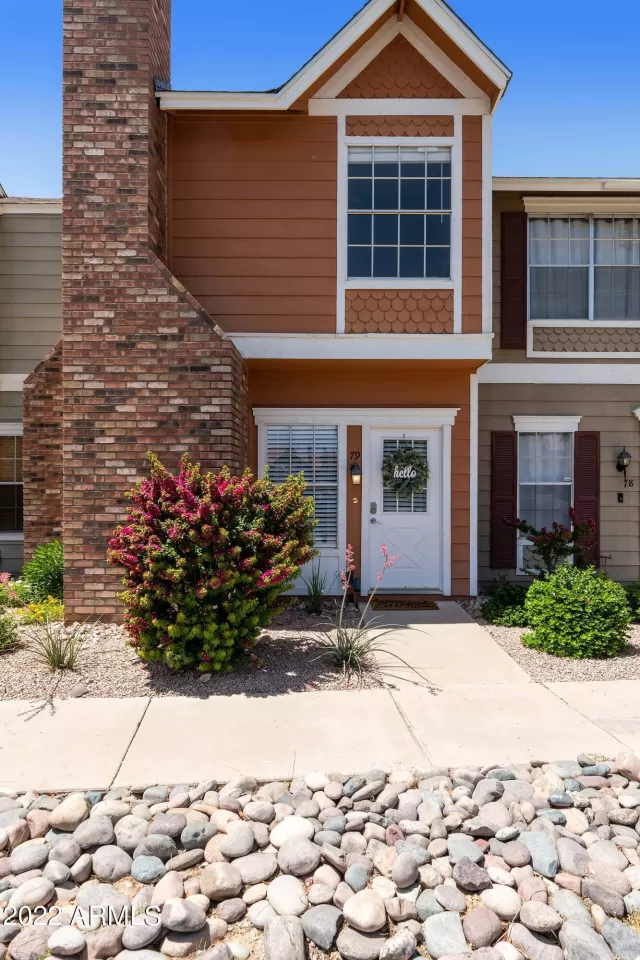 MLS: 6393669 Condo For Sale