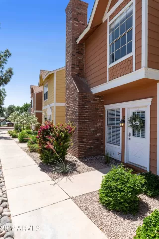 Photo #2: 6393669 Listing