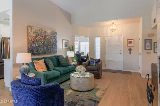 Photo #5: 6393756 Listing 