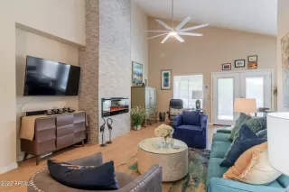 Photo #6: 6393756 Listing 