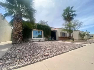 Photo #2: 6393855 Listing 