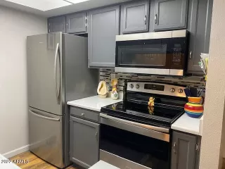 Photo #4: 6393890 Listing 