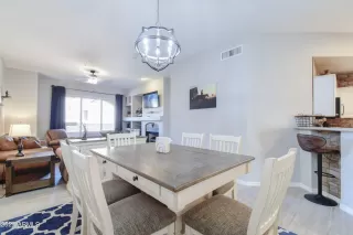 Photo #5: 6393956 Listing