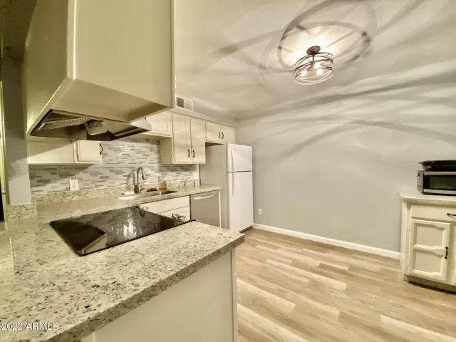 MLS: 6393967 Condo For Sale