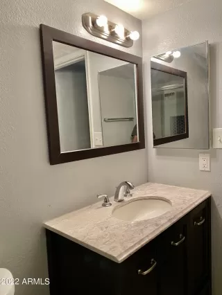 Photo #6: 6393967 Listing