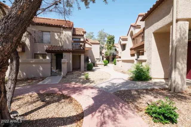 MLS: 6394269 Condo For Sale