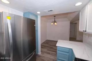 Photo #4: 6394269 Listing 