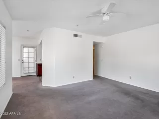 Photo #6: 6394393 Listing