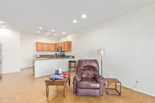 Photo #4: 6394658 Listing