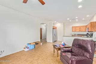 Photo #5: 6394658 Listing