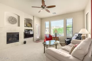 Photo #4: 6394688 Listing