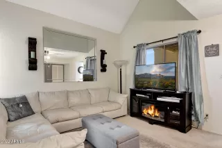 Photo #5: 6395009 Listing 