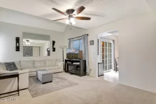 Photo #6: 6395009 Listing 