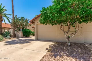 Photo #1: 6395198 Listing