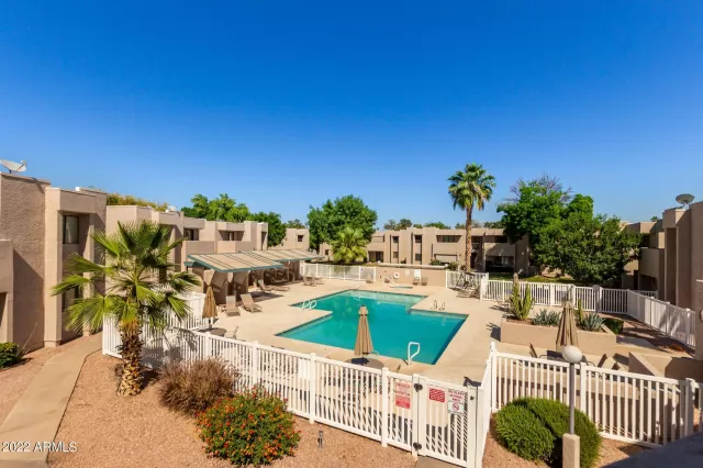 MLS: 6395267 Condo For Sale