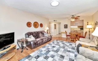 Photo #2: 6395272 Listing