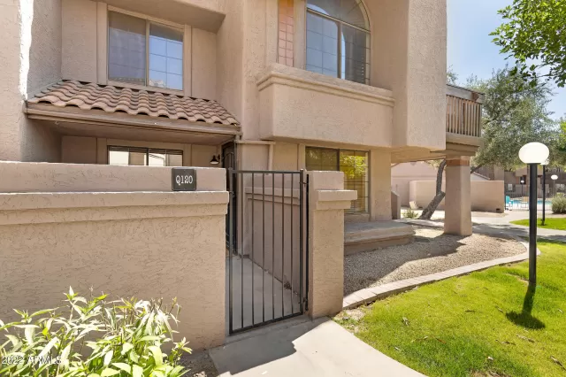 MLS: 6395284 Condo For Sale