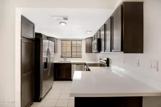 Photo #5: 6395284 Listing