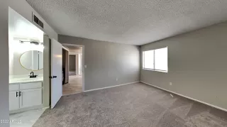 Photo #3: 6395314 Listing