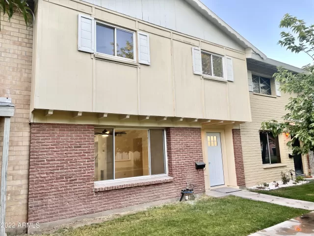 MLS: 6395824 Condo For Sale