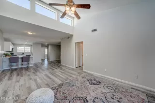 Photo #4: 6396070 Listing 