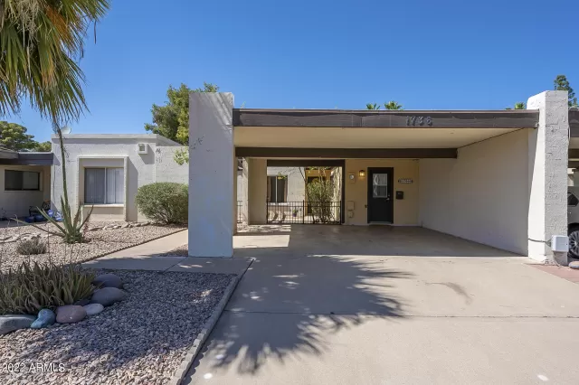 MLS: 6396086 Condo For Sale