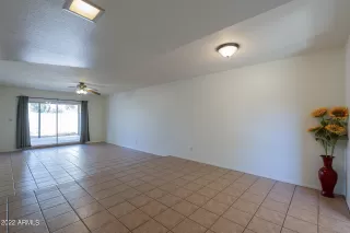 Photo #3: 6396086 Listing