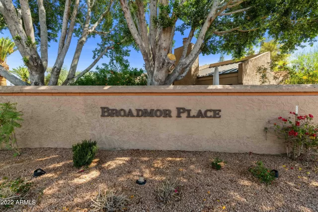 MLS: 6396104 Condo For Sale