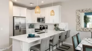 Photo #5: 6396105 Listing 