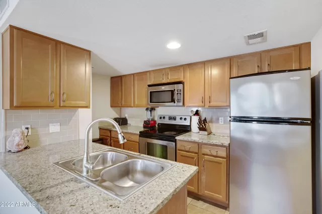 MLS: 6396114 Condo For Sale