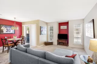 Photo #3: 6396114 Listing