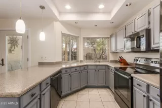 Photo #5: 6396177 Listing 