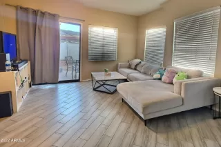 Photo #4: 6396325 Listing