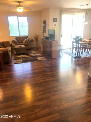 Photo #2: 6396360 Listing