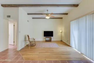 Photo #4: 6396433 Listing