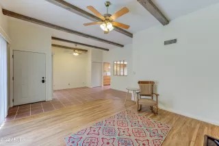 Photo #5: 6396433 Listing