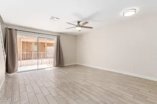 Photo #2: 6396724 Listing 